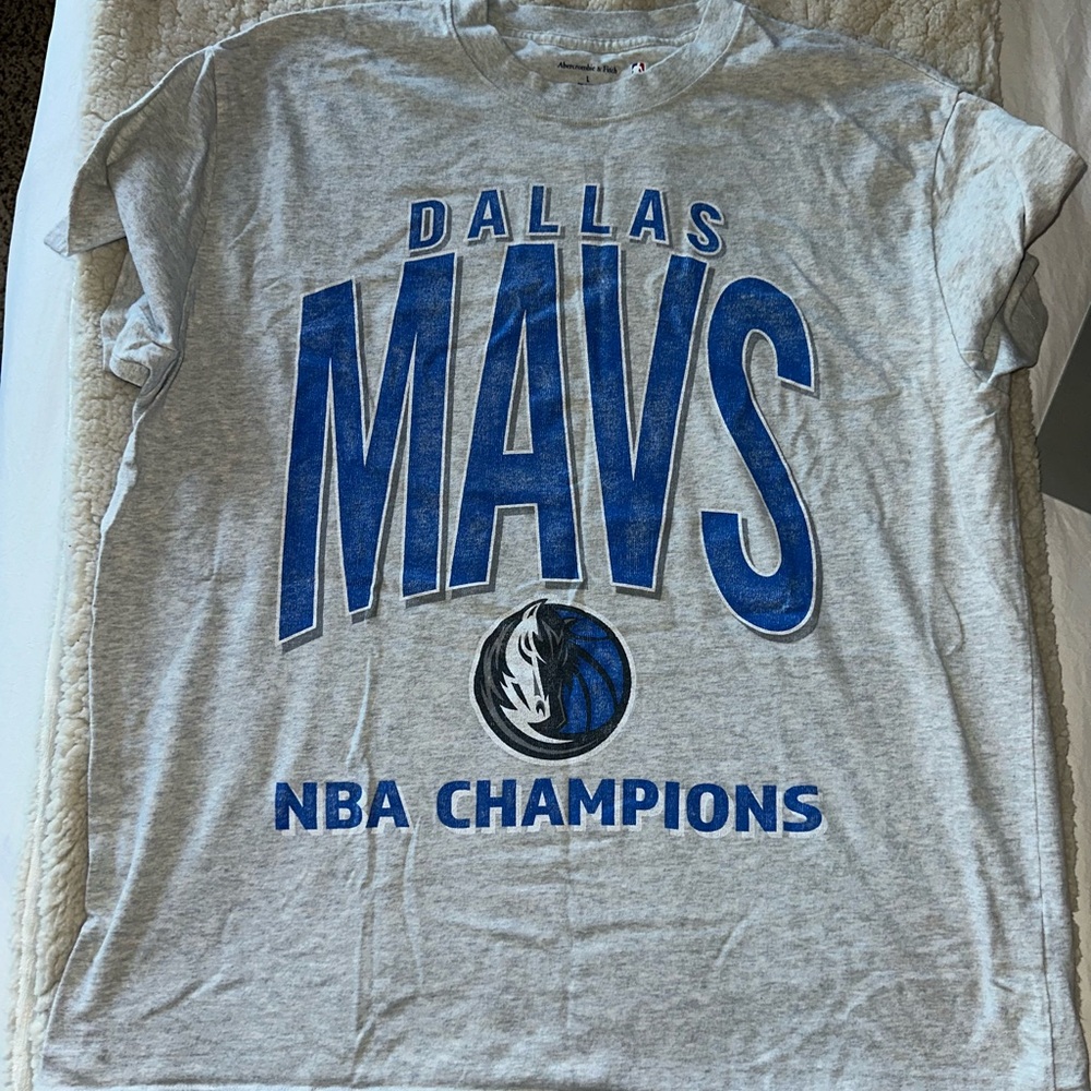 Abercrombie Graphic Tee